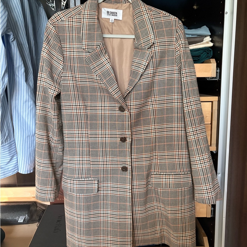 BB Dakota Tan Multi Plaid Single-Breasted Blazer
